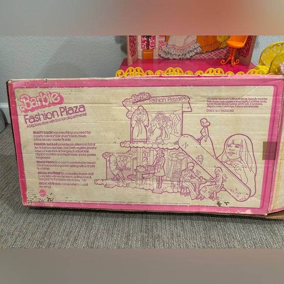 SOLD 1975 Barbie Fashion Plaza Mattel Playset, With Box, Missing Accessories - Picture 13 of 16